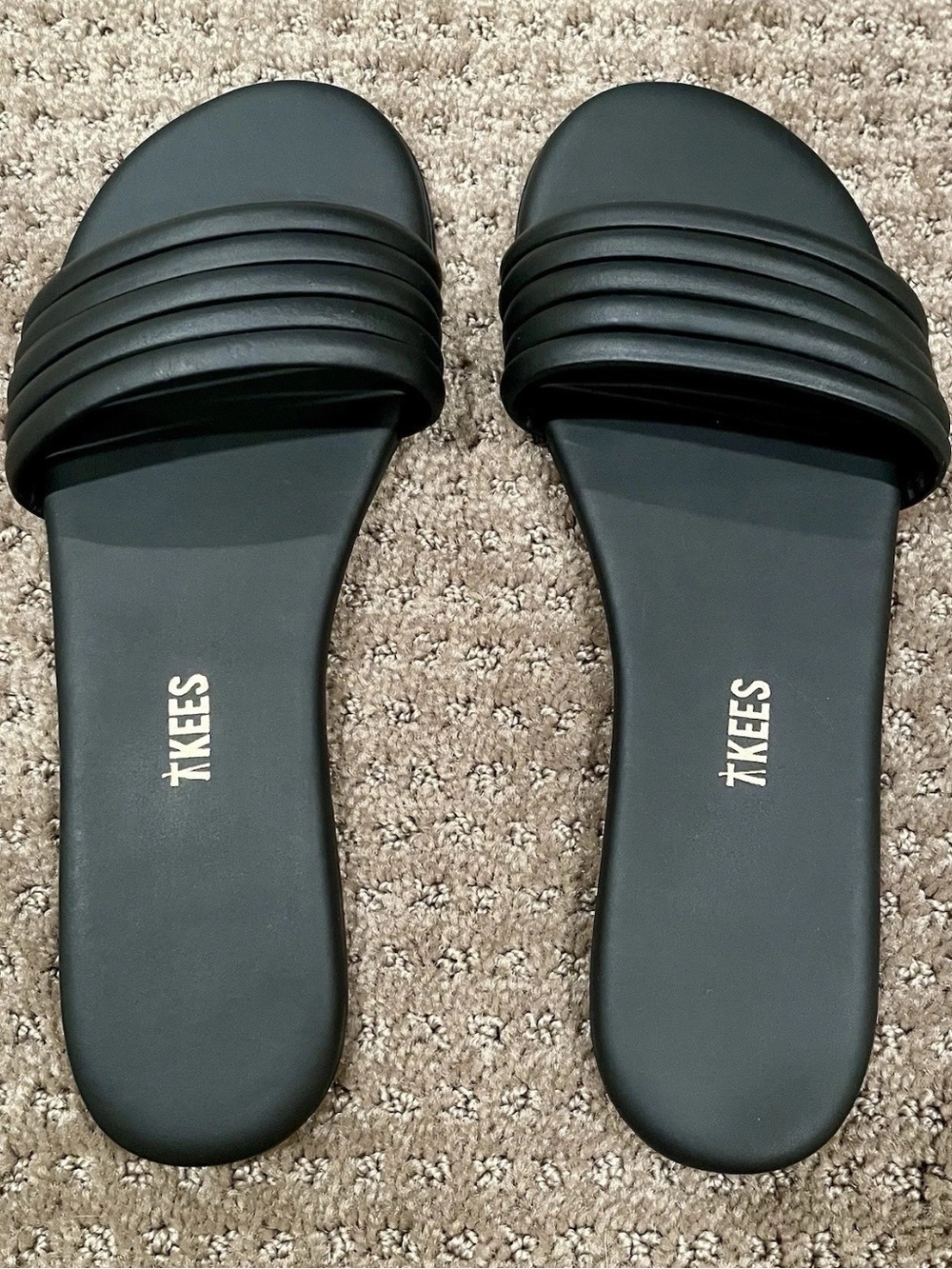 TKEES Serena Black Slide Sandals - Size 9